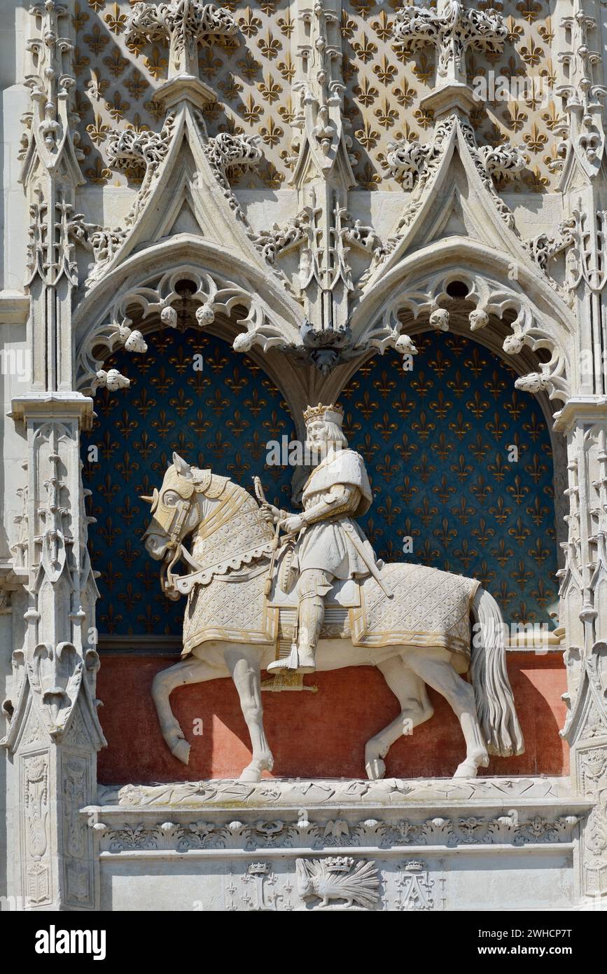 Statua equestre di Luigi XII, castello di Blois, dipartimento di Blois, Loir-et-Cher, regione Centre-Val de Loire, Francia Foto Stock
