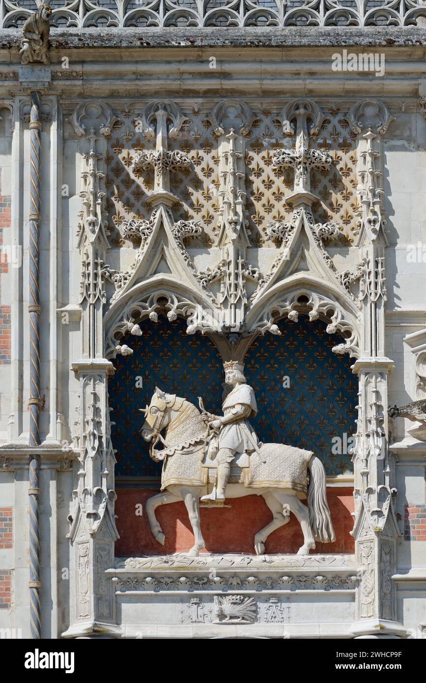 Statua equestre di Luigi XII, castello di Blois, dipartimento di Blois, Loir-et-Cher, regione Centre-Val de Loire, Francia Foto Stock