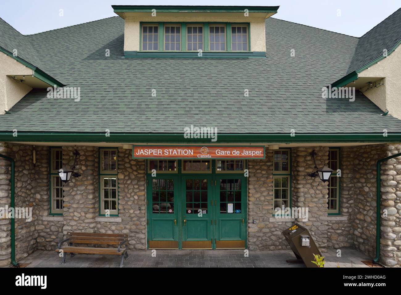 Canadian National Railway Station Building, Jasper, Jasper National Park, Alberta, Canada Foto Stock