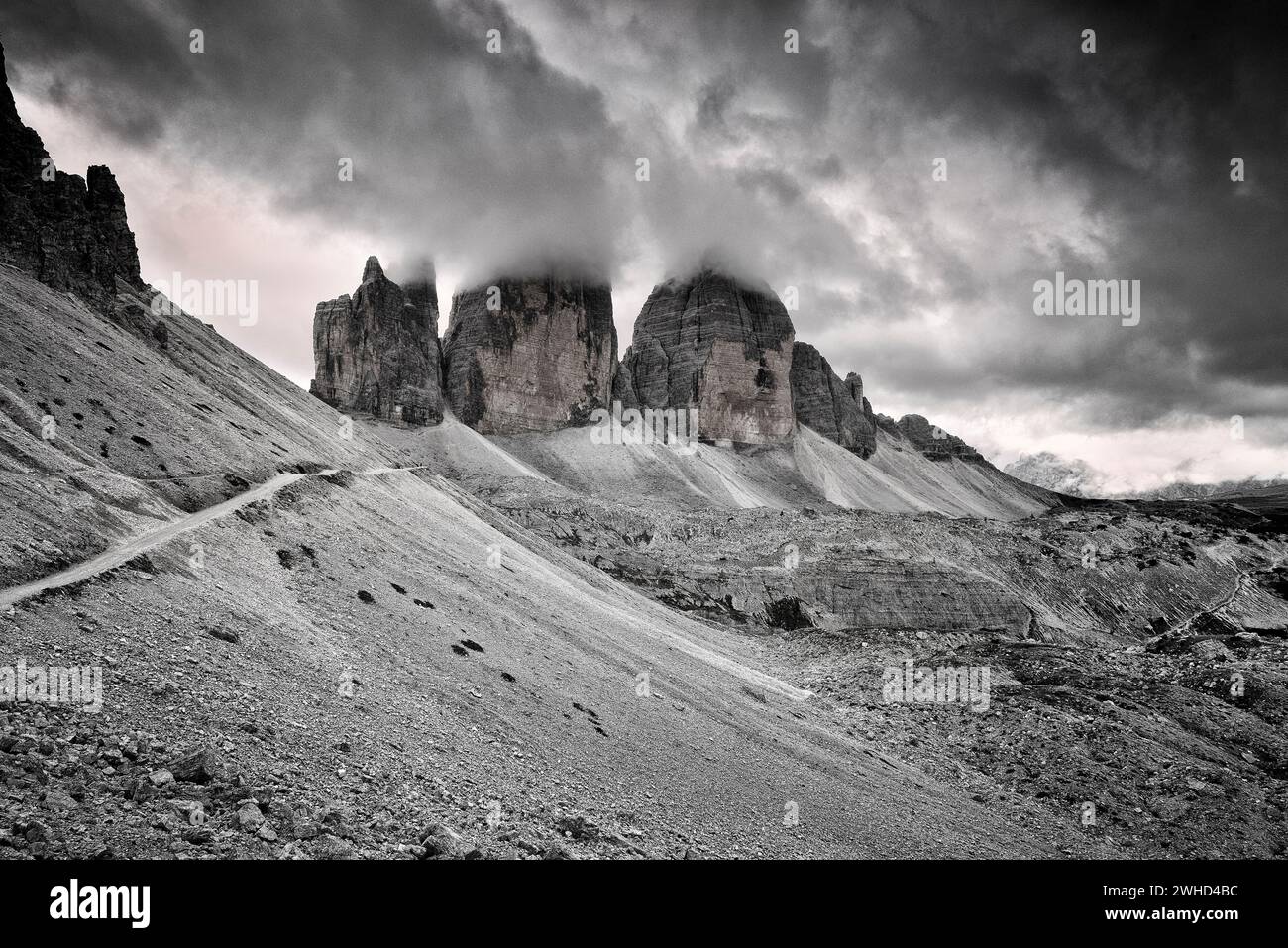 Paternsattel con le facce nord delle tre Cime (2999 m), alta Pusteria, Dolomiti di Sesto, Provincia di Bolzano, Trentino-alto Adige, alto Adige, Foto Stock