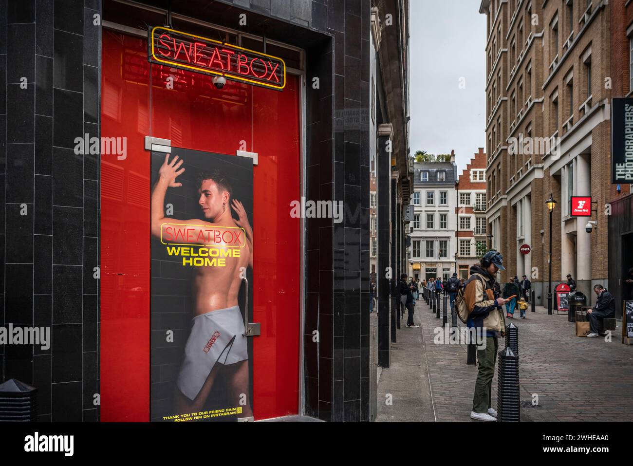 Ingresso alla sauna gay Sweatbox presso la Ramillies House di Londra Soho, Inghilterra, Regno Unito Foto Stock