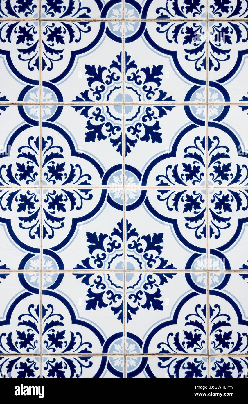 Piastrelle in ceramica smaltata portoghese Foto Stock
