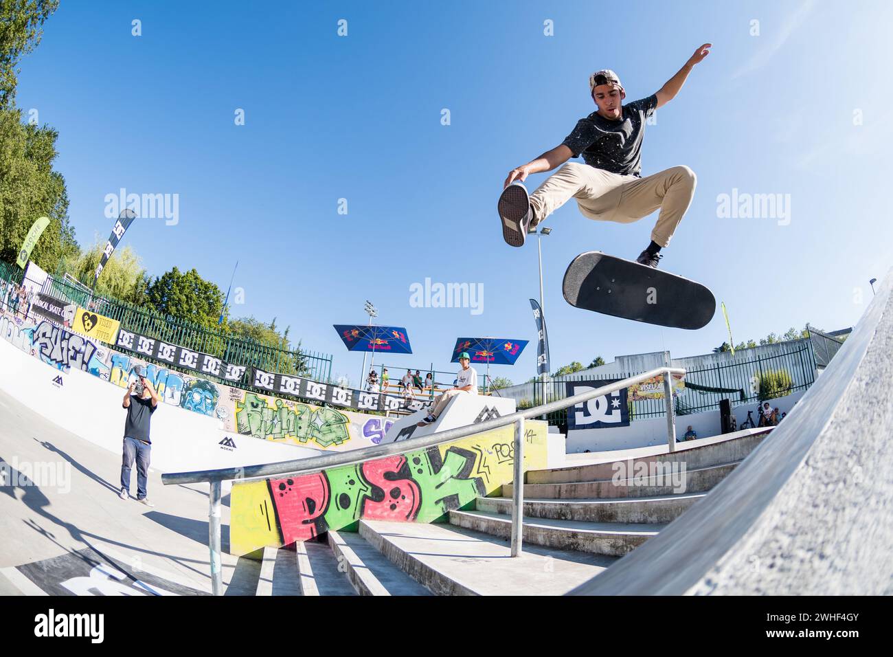 Daniel Fernandes durante la DC Skate Challenge Foto Stock