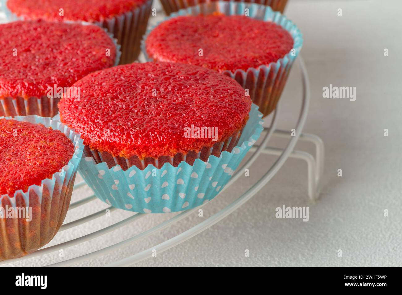 Cupcake di velluto di barbabietola Foto Stock