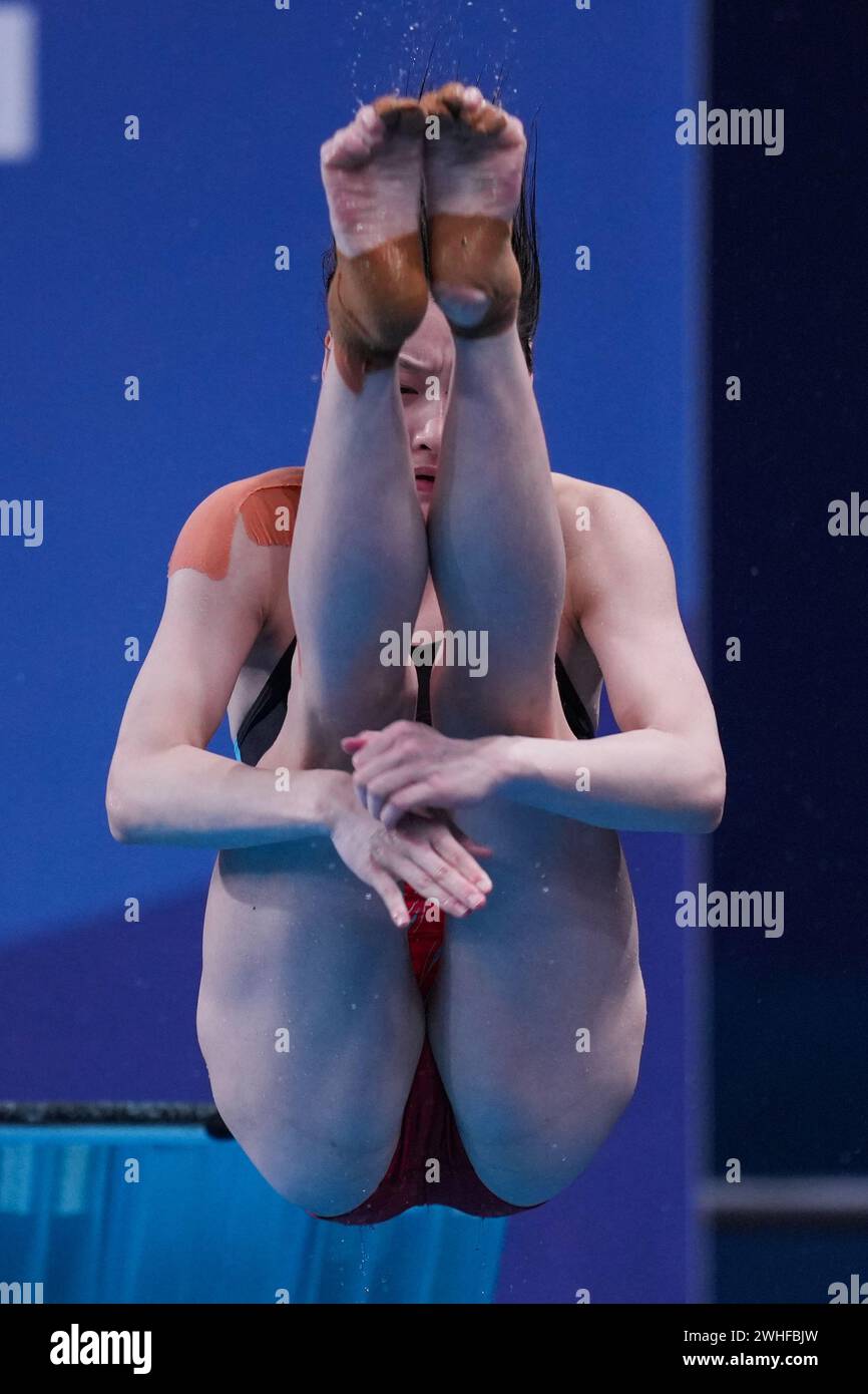 Doha. 9 febbraio 2024. Chang Yani della Cina gareggia durante la finale femminile di trampolino 3m dei Campionati mondiali di nuoto 2024 a Doha, in Qatar, il 9 febbraio 2024. Crediti: Du Yu/Xinhua/Alamy Live News Foto Stock