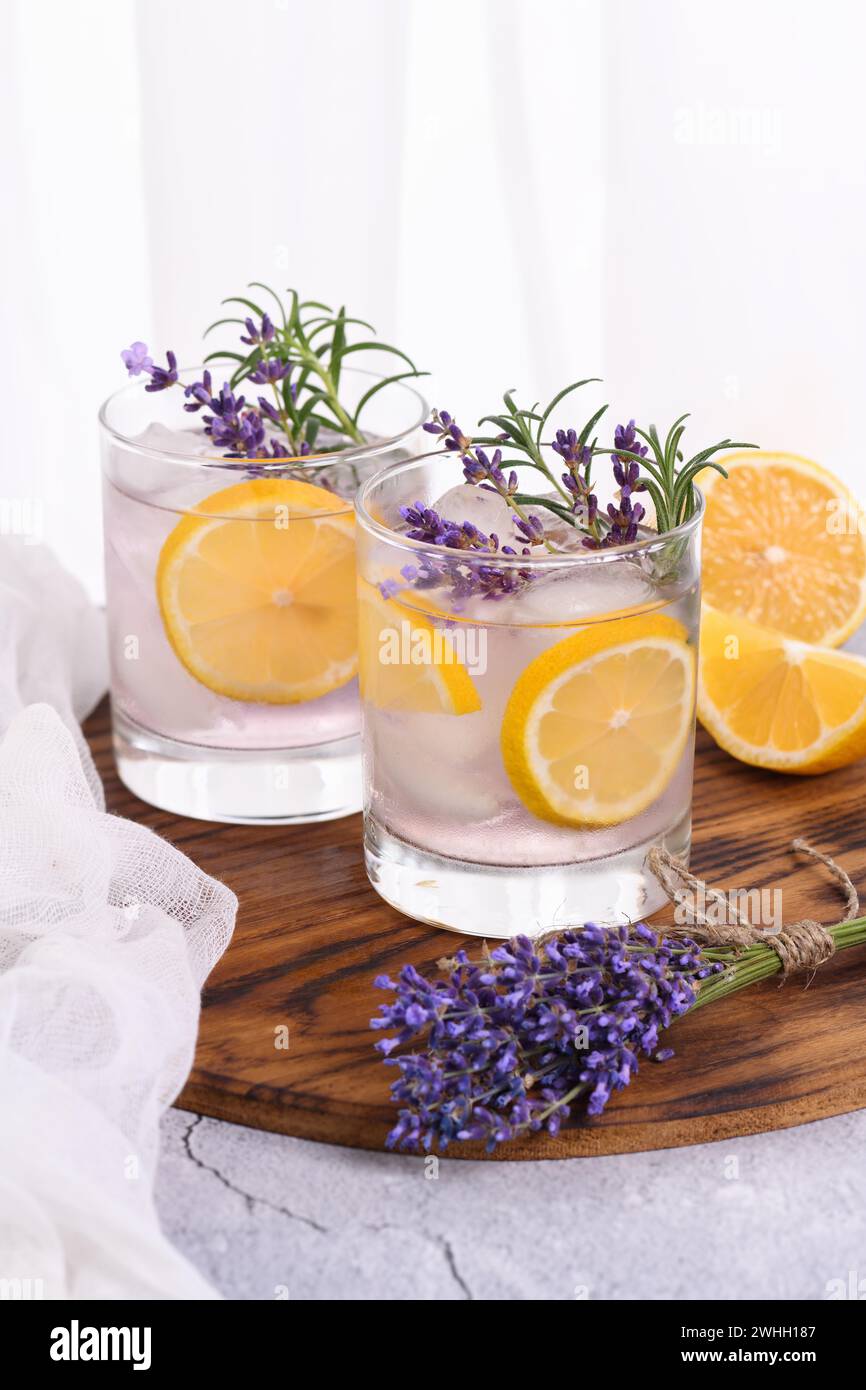 Limonata di lavanda frizzante Foto Stock