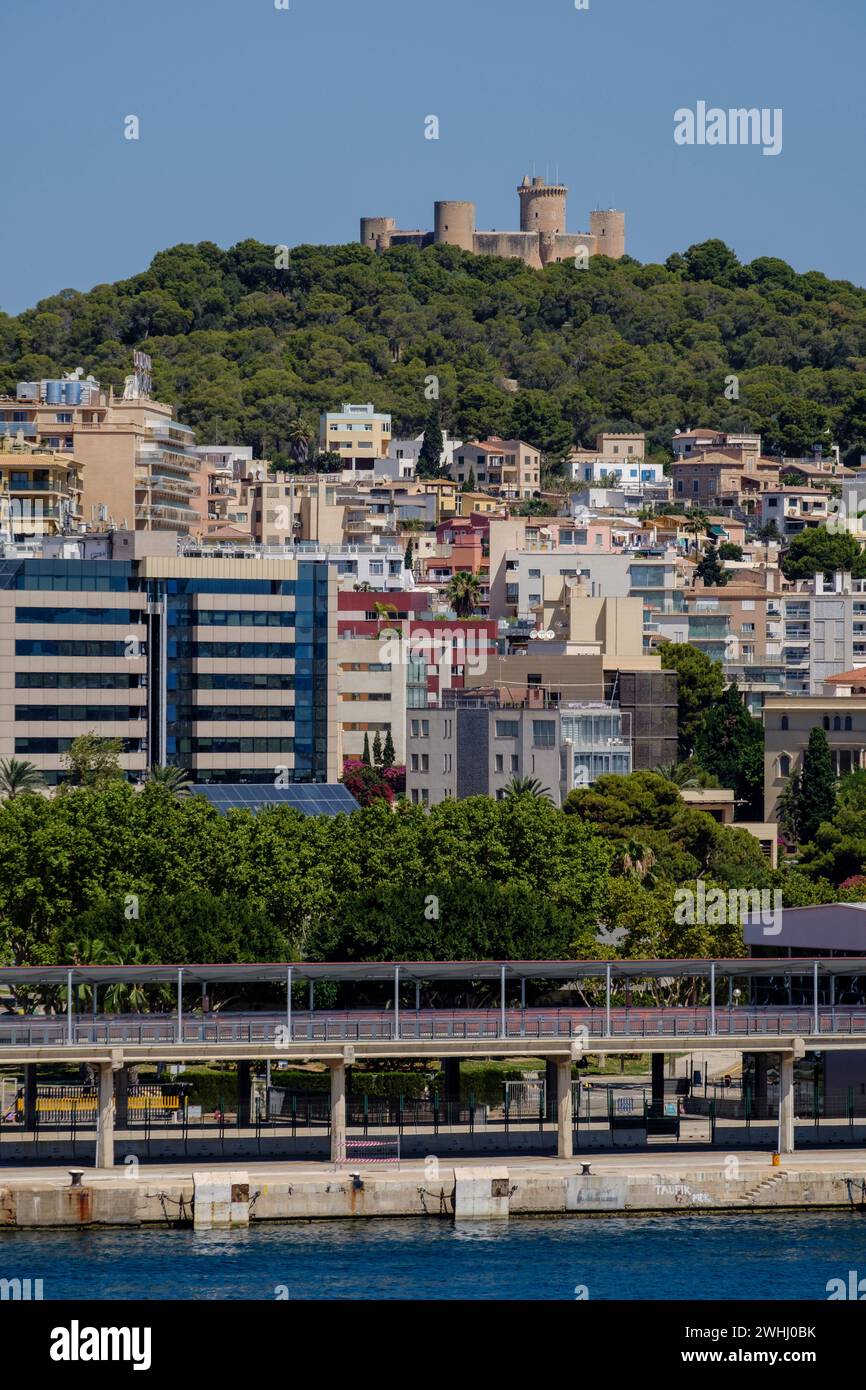 Paseo Maritimo e Castello Bellver Foto Stock