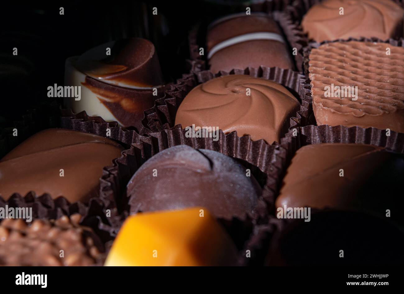Assortimento di caramelle al cioccolato Foto Stock