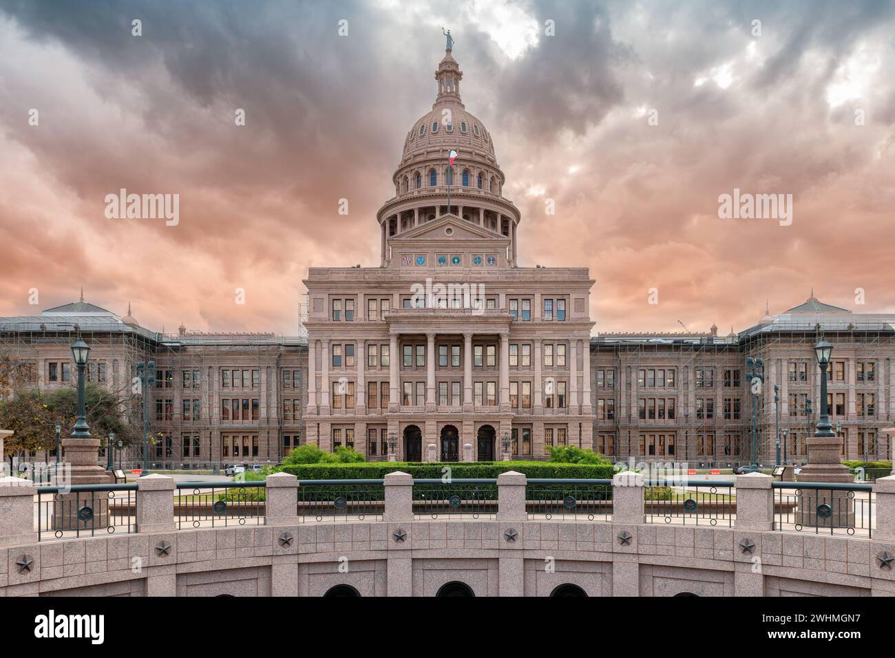 Il palazzo del governo del Texas al tramonto ad Austin, Texas, Stati Uniti. Foto Stock