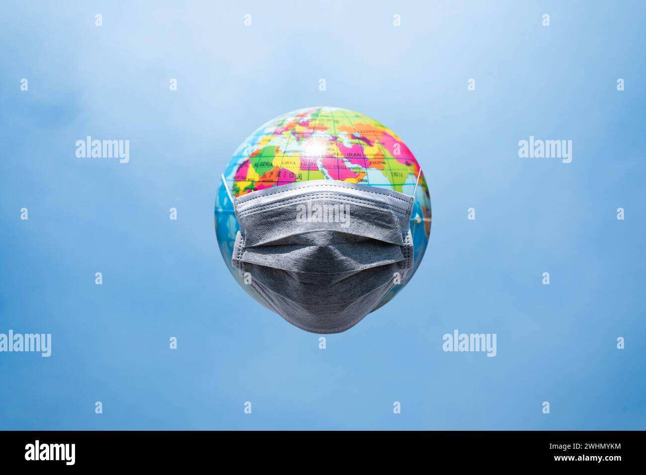 Il mondo si difende dal convivio-19, il pianeta messo in quarantena dal concetto di convivio-19 Foto Stock