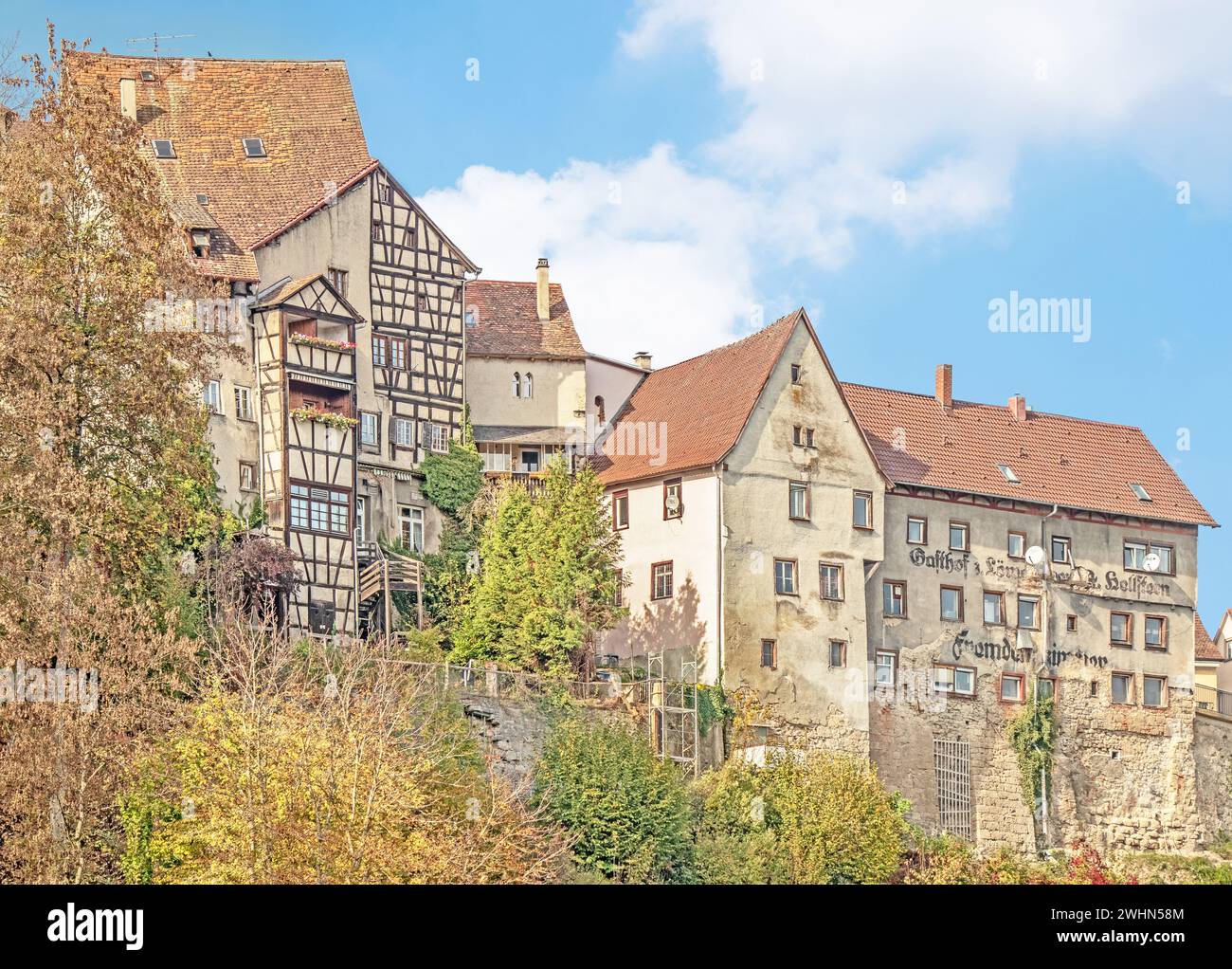 Edifici storici sulle mura cittadine di Rottweil Foto Stock