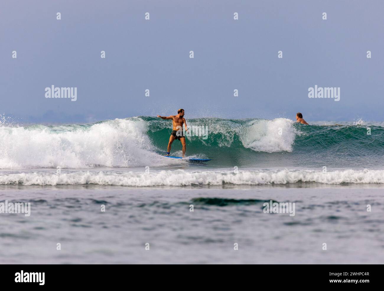 Surf a Bingin Beach, Uluwatu Bali Island, Indonesia Foto Stock
