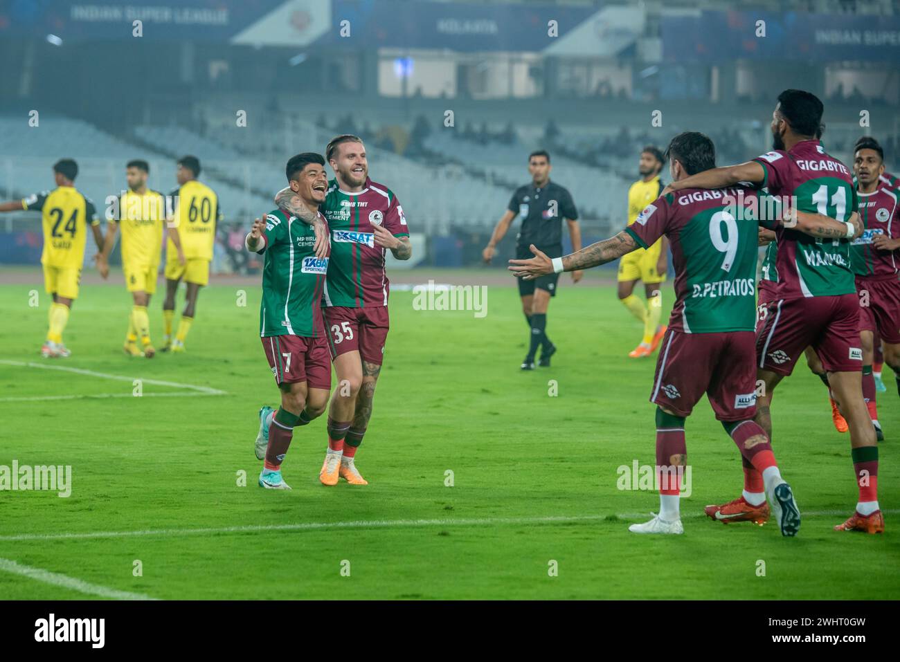 Kolkata, India. 10 febbraio 2024. I Mohunbagan Super Giants of Kolkata vincono in modo encomiabile contro l'Hyderabad Football Club entro il 2-0 allo stadio Salt Lake di ISL 2023-24. (Credit Image: © Amlan Biswas/Pacific Press via ZUMA Press Wire) SOLO PER USO EDITORIALE! Non per USO commerciale! Foto Stock