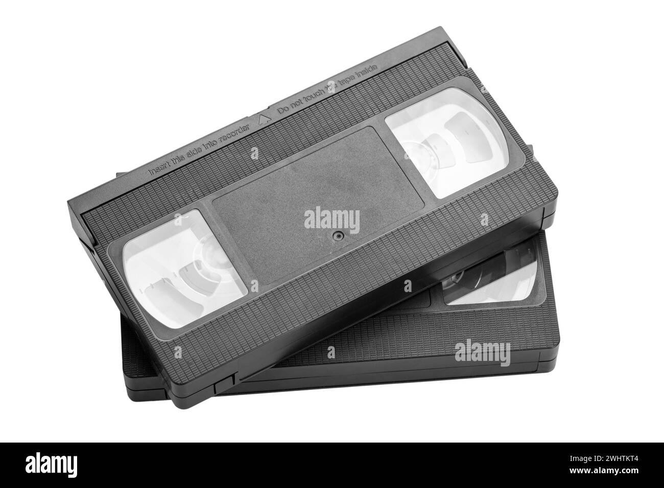 Due videocassette VHS isolate su sfondo bianco. Media vintage. Il file contiene il percorso di ritaglio. Foto Stock