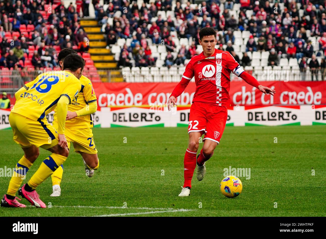 Monza, Italia. 11 febbraio 2024. Matteo Pessina (AC Monza) durante AC Monza vs Hellas Verona FC, partita di serie A A Monza, Italia, 11 febbraio 2024 Credit: Independent Photo Agency/Alamy Live News Foto Stock