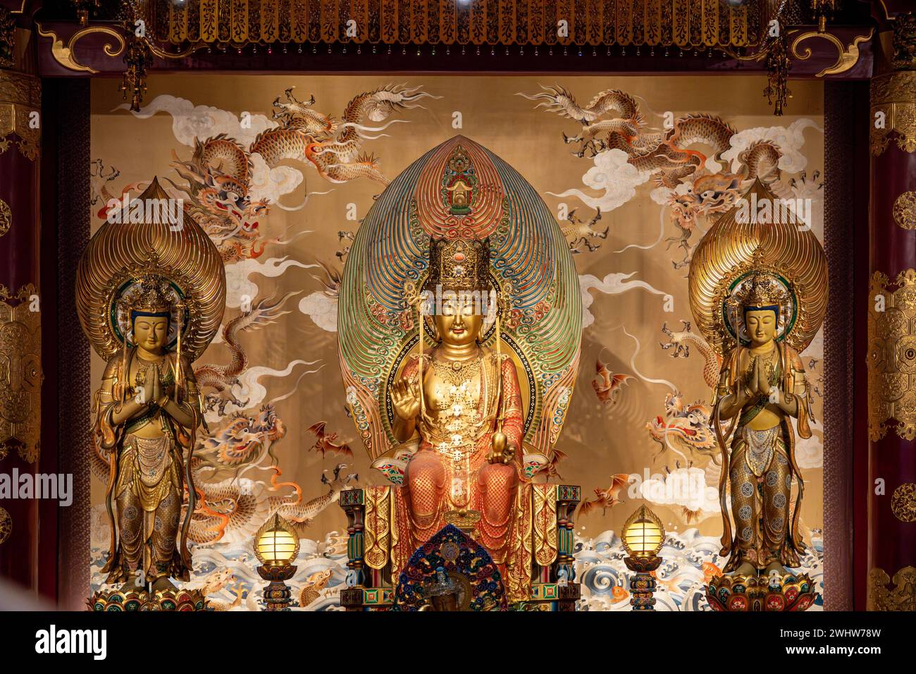 Singapore, 2 novembre 2023 il Tempio e Museo della reliquia del dente del Buddha costruito per ospitare la reliquia del dente dello storico Buddha Foto Stock