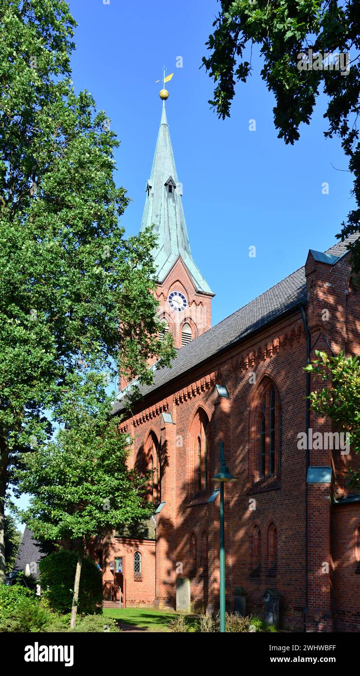 Chiesa storica nella città di Neuenkirchen, bassa Sassonia Foto Stock