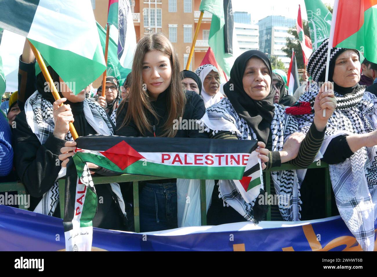 Beirut, Libano. 11 febbraio 2024. Un colpo di protesta pro Palestina a Beirut, Libano, 11 febbraio 2024. (Foto di Elisa Gestri/Sipa USA) credito: SIPA USA/Alamy Live News Foto Stock