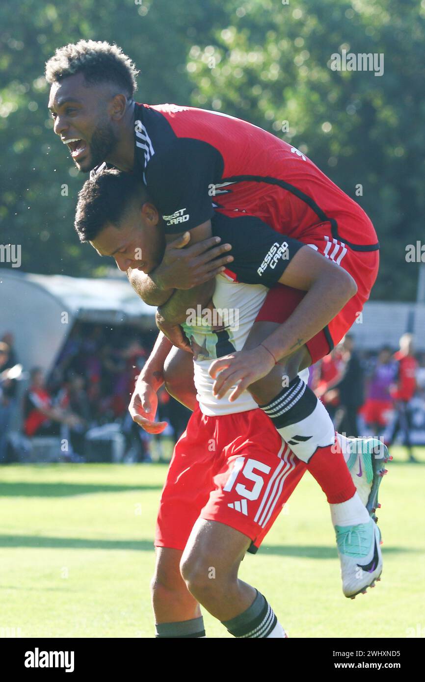 Buenos Aires, Argentina. 11 febbraio 2024. Andres Herrera del River Plate celebra il suo gol con Miguel Borja durante la partita del 4° turno della Liga Profesional de Fútbol argentina allo stadio José Amalfitani ( credito: Néstor J. Beremblum/Alamy Live News Foto Stock