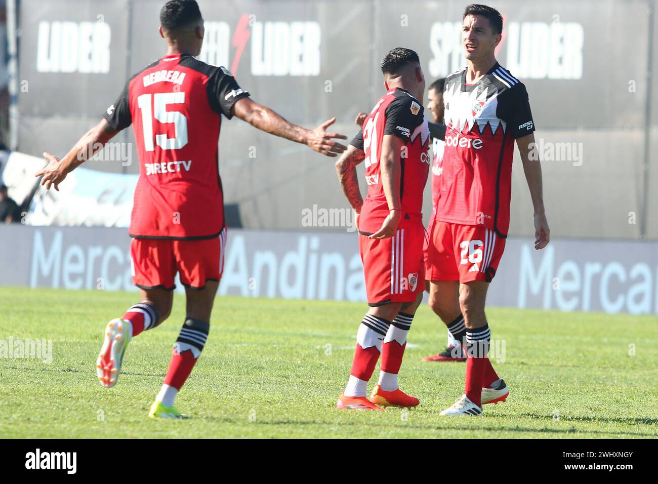 Buenos Aires, Argentina. 11 febbraio 2024. Ignacio Nacho Fernandez del River Plate celebra il suo gol durante la partita del 4° turno della Liga Profesional de Fútbol argentina allo stadio José Amalfitani ( credito: Néstor J. Beremblum/Alamy Live News Foto Stock