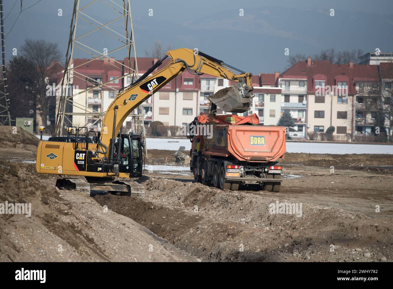 Escavatore a marchio Caterpillar Foto Stock