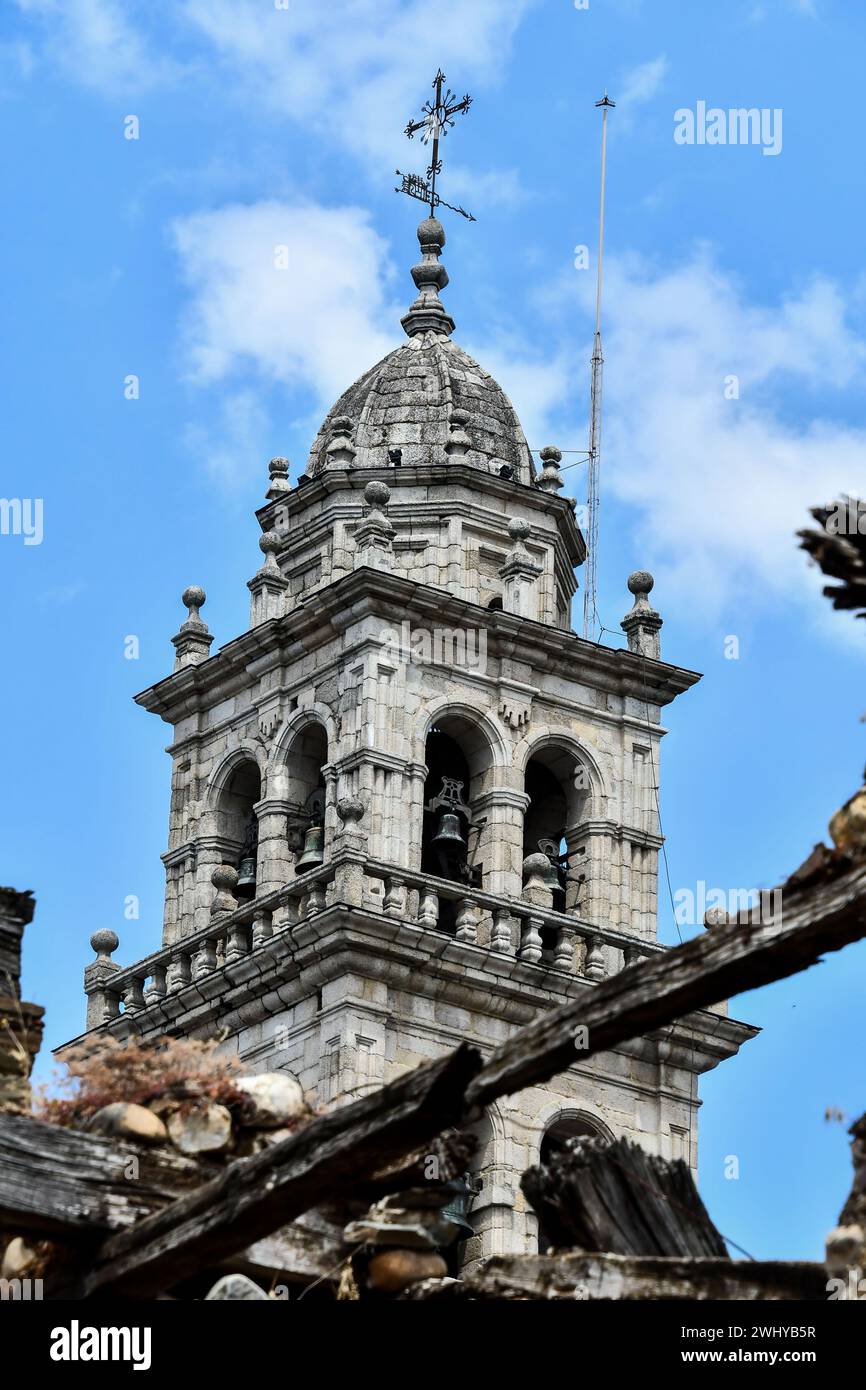 Vista dettagliata della città spagnola di Ponferrada in galizia spagna. Foto Stock