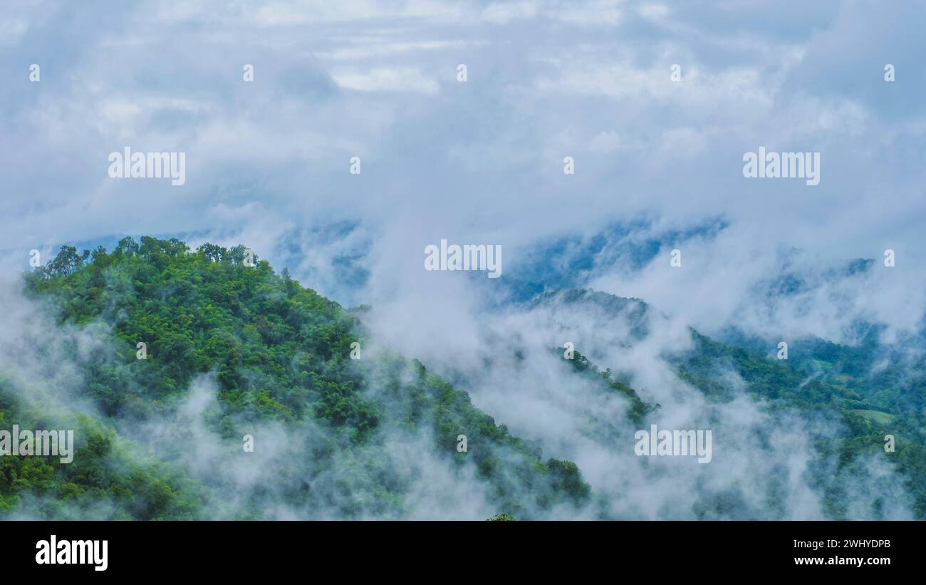 Le colline del monte Doi Luang Chiang Dao a Chiang mai, Thailandia. Natura e paesaggio Foto Stock