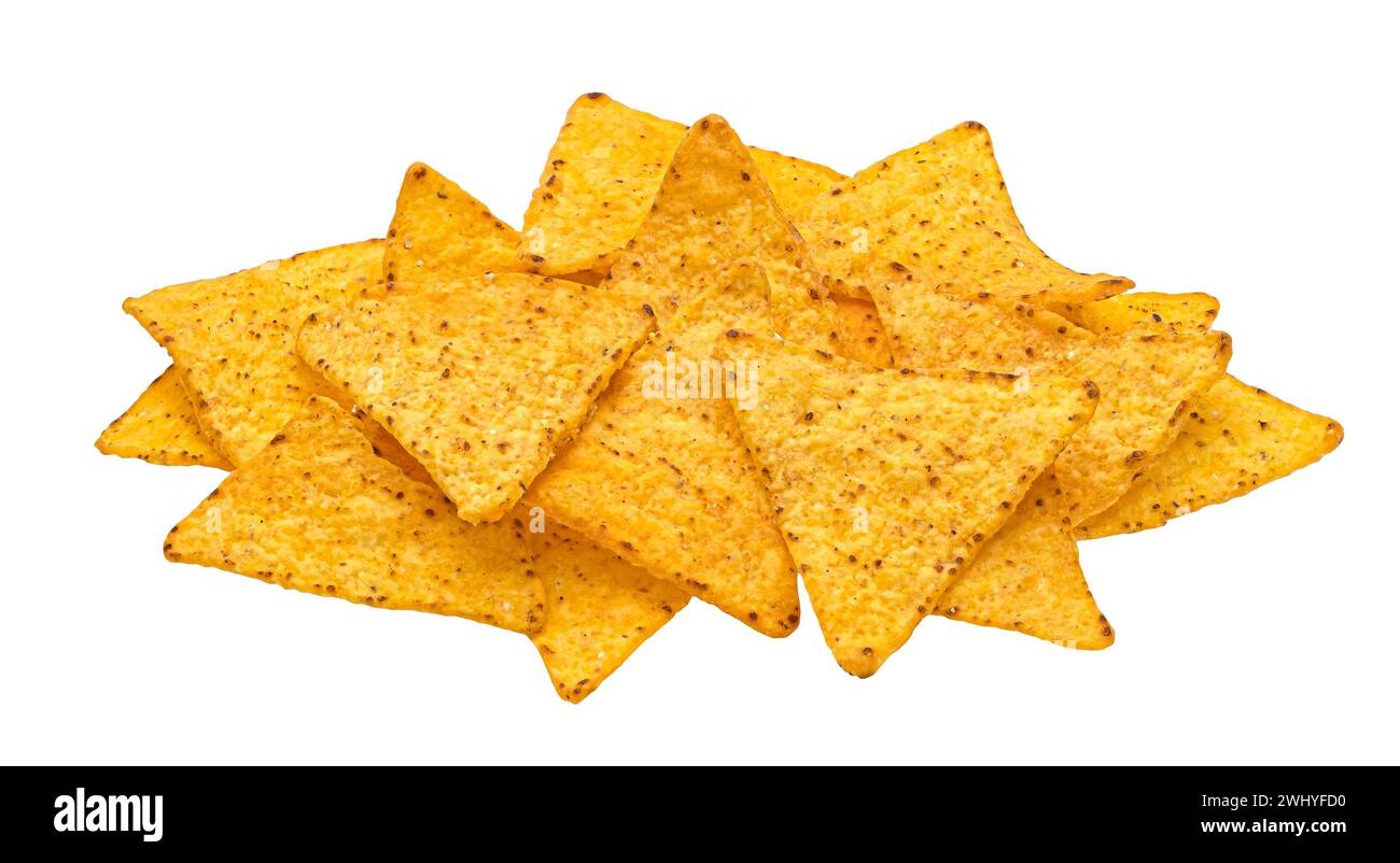 Patatine di mais, nachos messicani caldi isolati su sfondo bianco Foto Stock