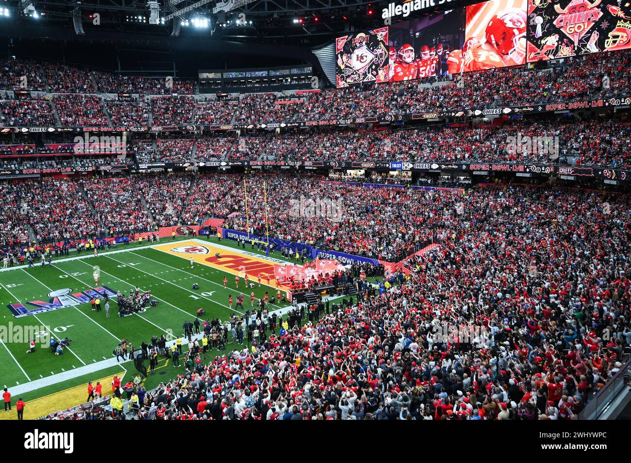 Una vista generale davanti al Super Bowl LVIII, all'Allegiant Stadium, Las Vegas, Nevada, Stati Uniti. Data foto: Domenica 11 febbraio 2024. Foto Stock