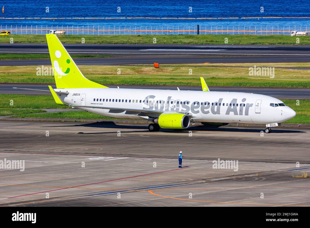 Aereo Solaseed Air Boeing 737-800 Tokyo Haneda Airport in Giappone Foto Stock