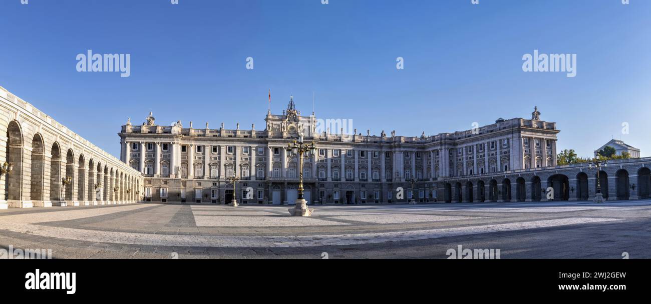 Il Palazzo Reale di Madrid Foto Stock