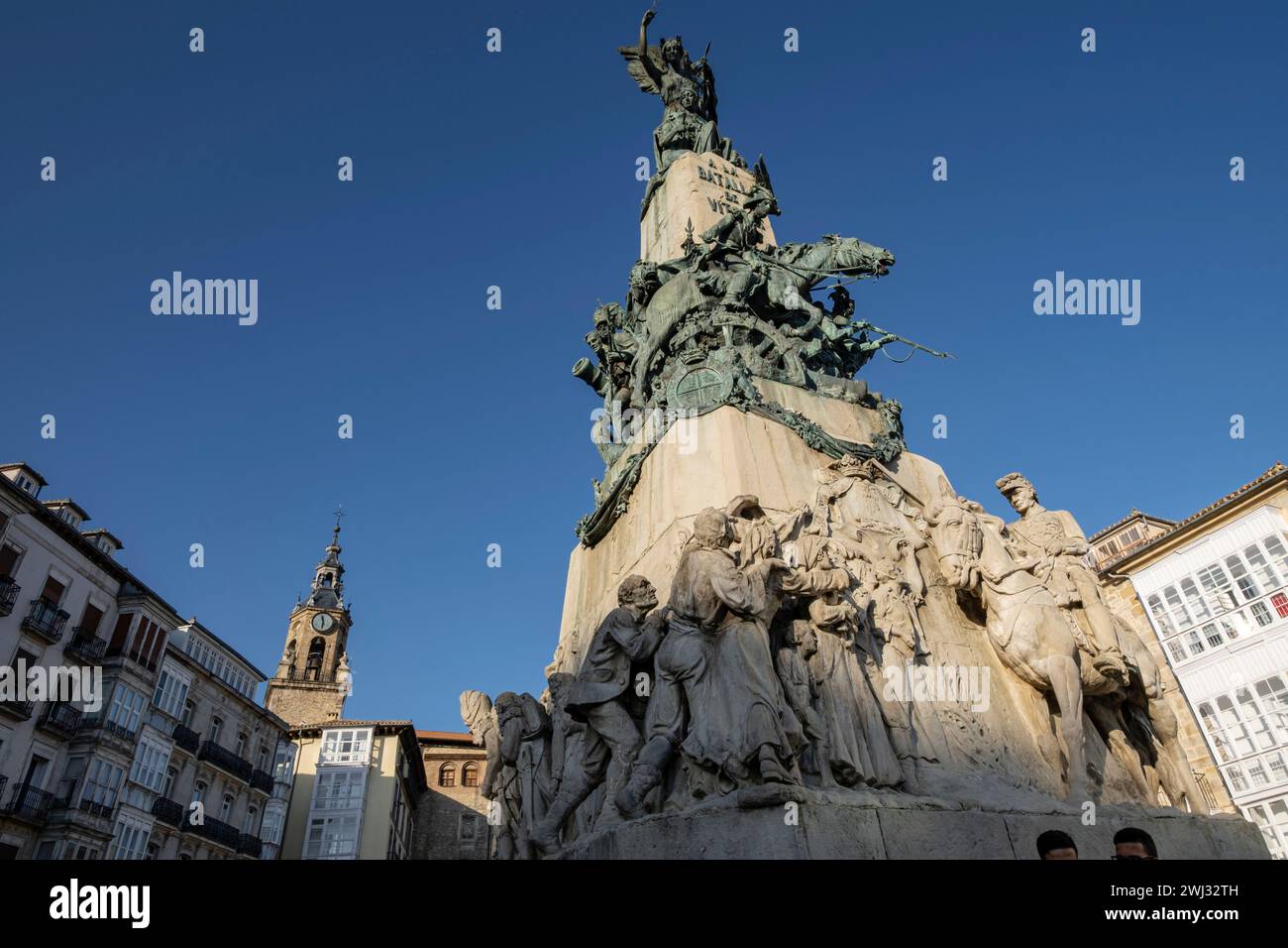 Monumento commemorativo della battaglia di Vitoria, Plaza de la Virgen Blanca, Vitoria, Álava, comunità autonoma dei Paesi Baschi, Spagna Foto Stock