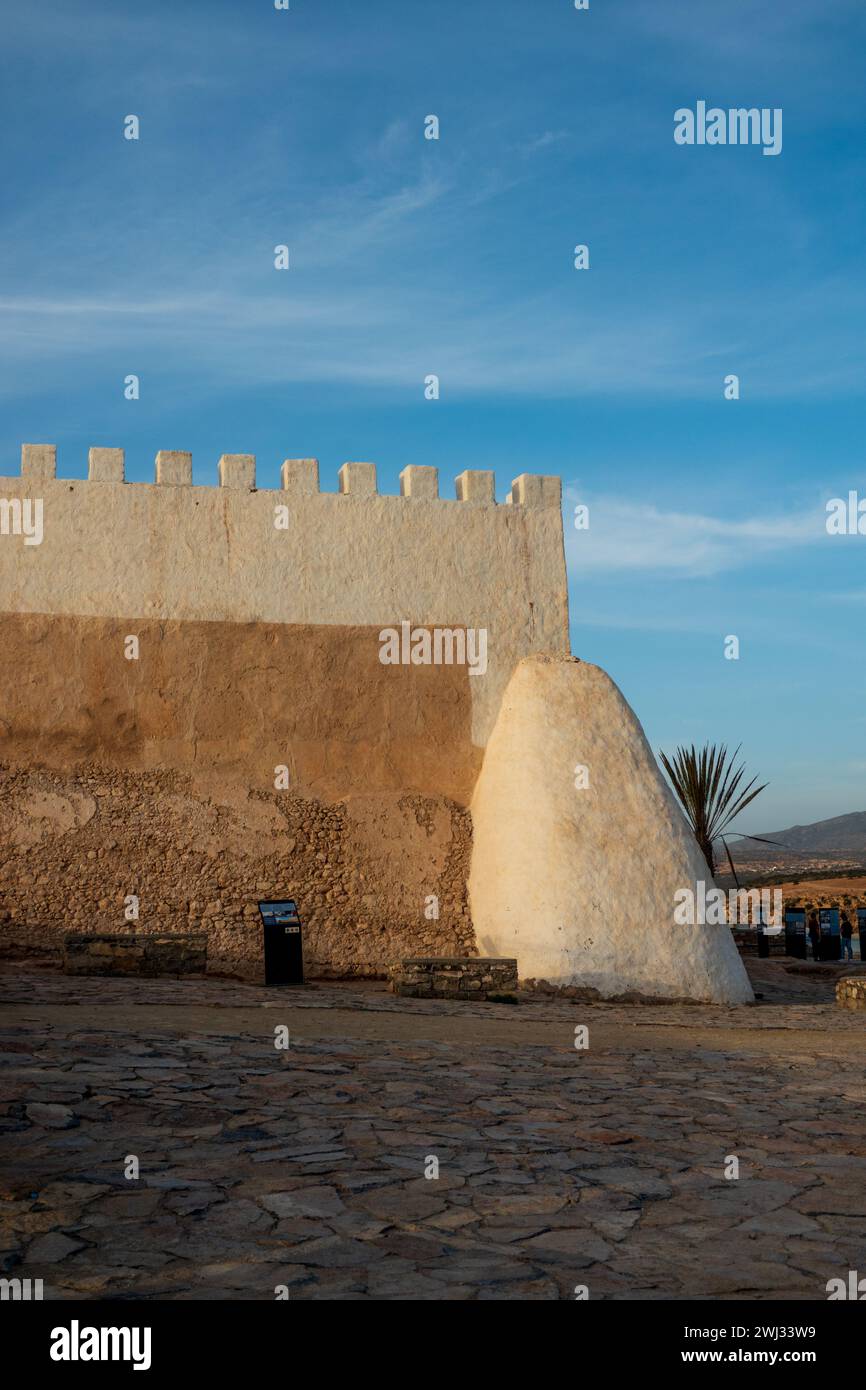 Agadir, Marocco 11 novembre 2023, la maestosa fortezza antica Kasbah di Agadir Oufla nella città di Agadir, Marocco Foto Stock