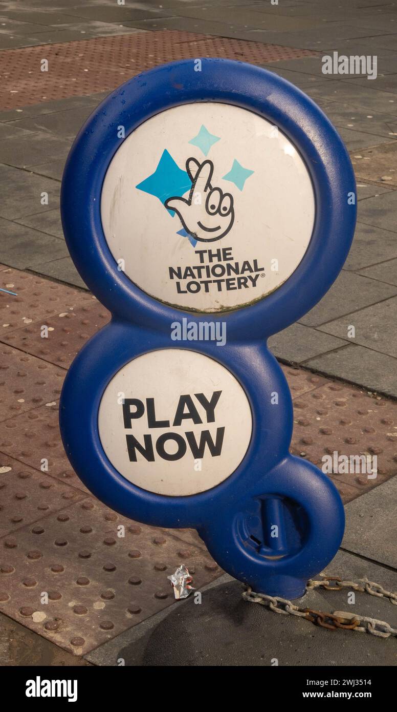 Pubblicità di strada per la lotteria Nazionale Foto Stock