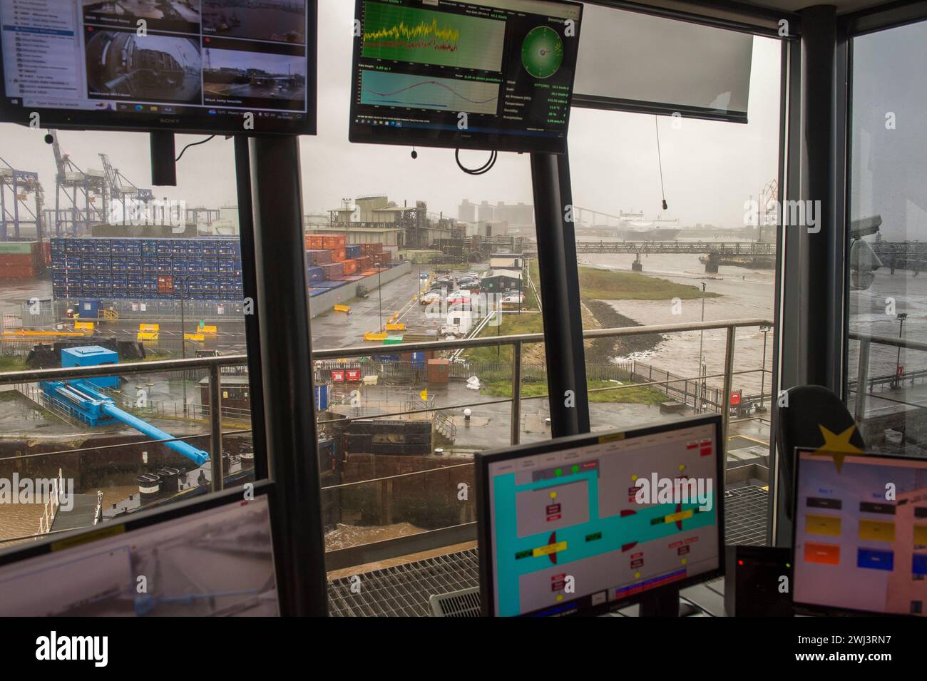 Immingham Docks vicino a Grimsby, Lincolnshire, dalla torre di controllo ABP. Foto Stock