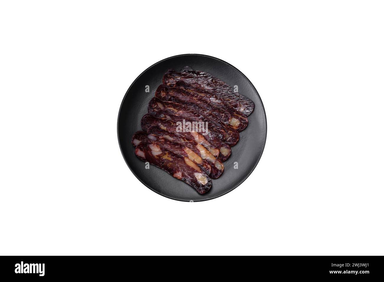 Deliziosa salsiccia di carne di cavallo mahan affumicata o stagionata con spezie ed erbe aromatiche Foto Stock