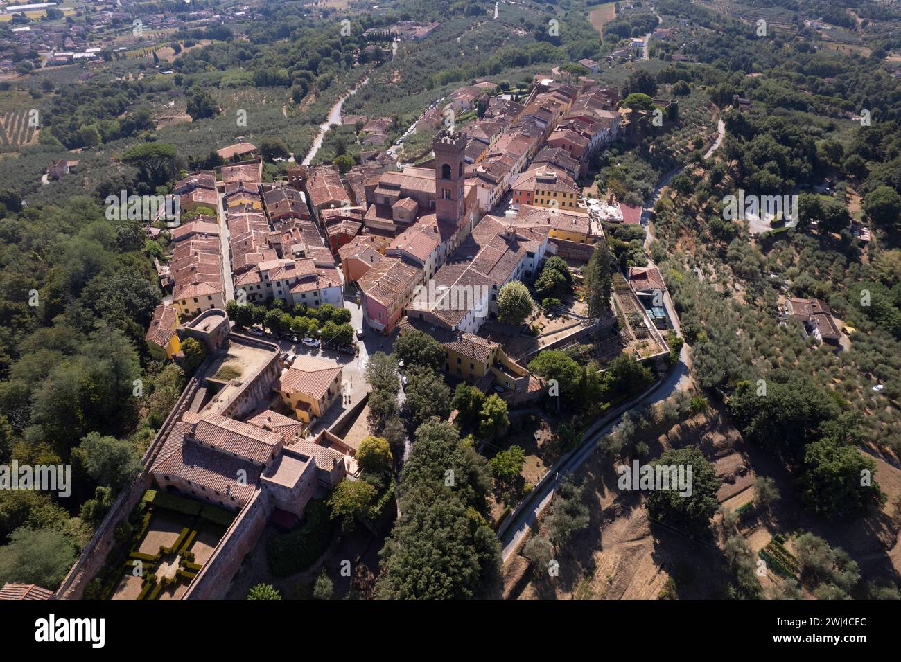 Vista panoramica della città di Montecarlo Lucca in Toscana Foto Stock