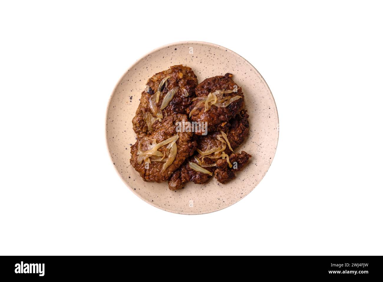 Delizioso pollo fritto o fegato di manzo con sale, spezie ed erbe aromatiche Foto Stock