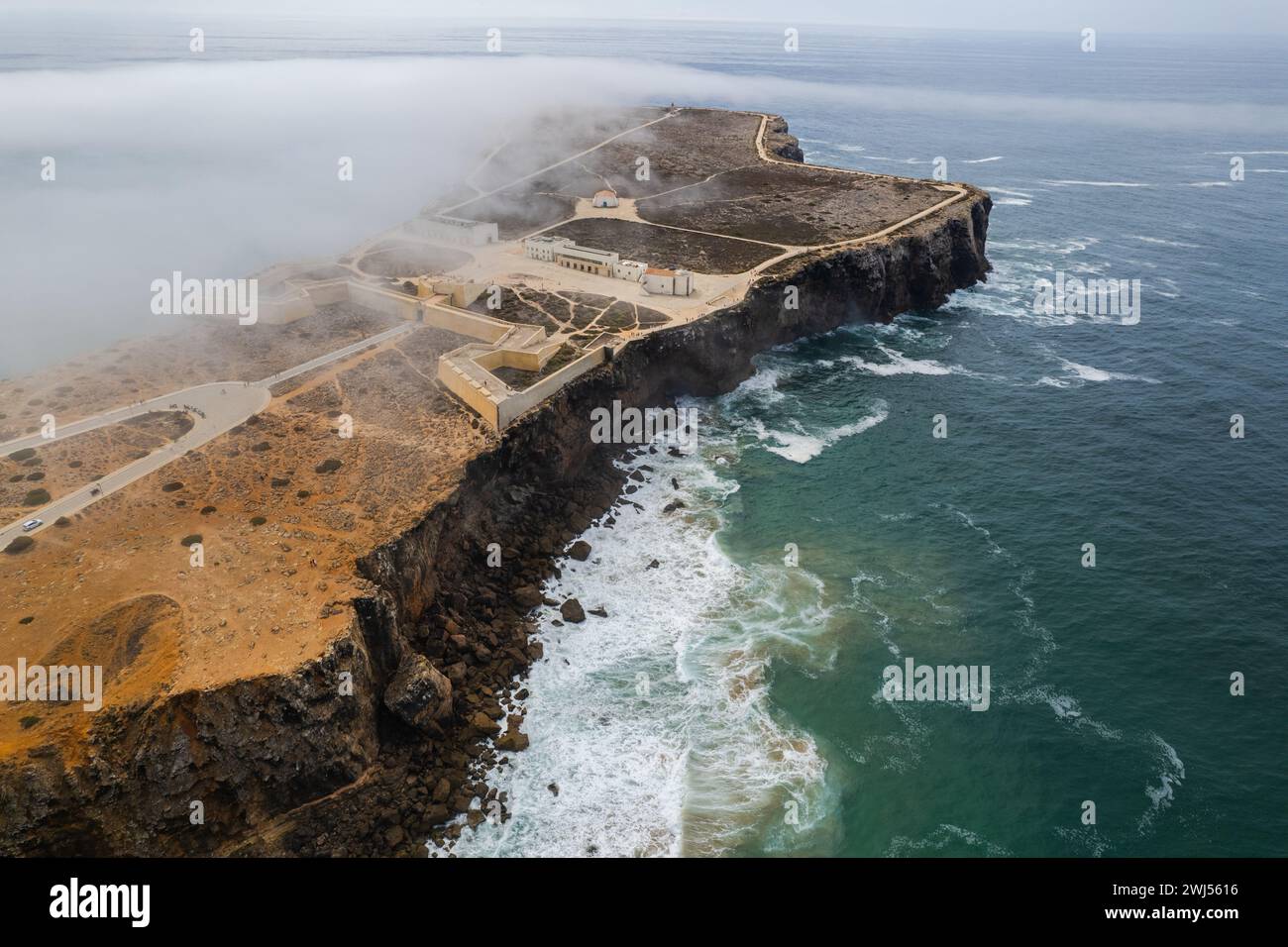 Fortezza di Sagres, Algarve, Portogallo. Vista aerea con drone Foto Stock