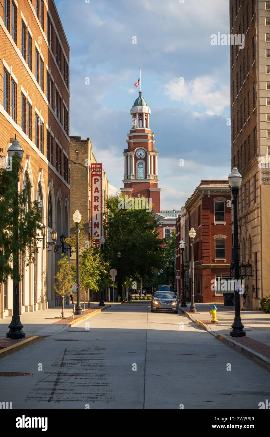 Centro di Knoxville, il quartiere centrale degli affari della città, Tennessee, Stati Uniti Foto Stock