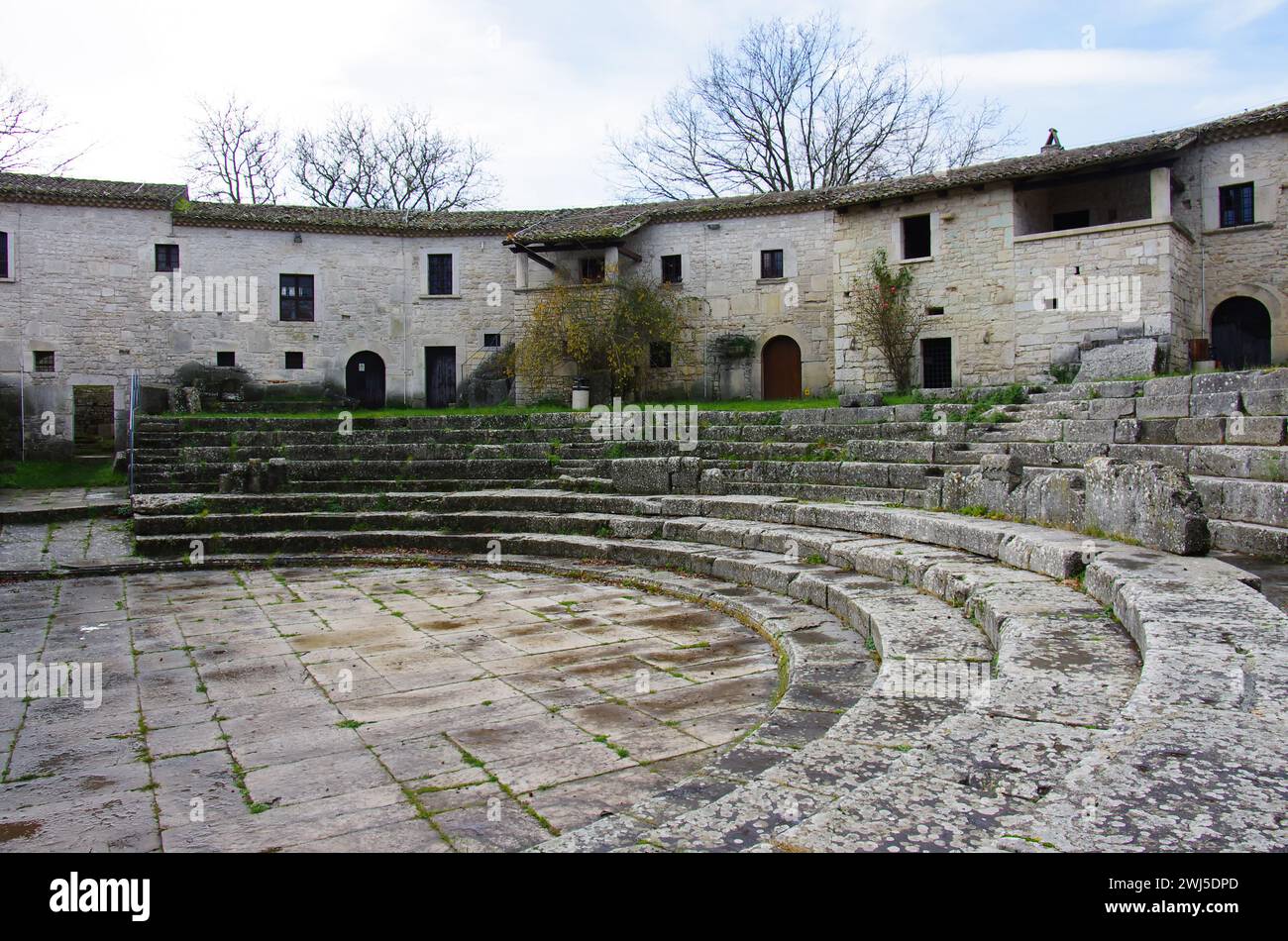 L'anfiteatro. Sito archeologico di Altilia. Sepino - Molise - Italia Foto Stock