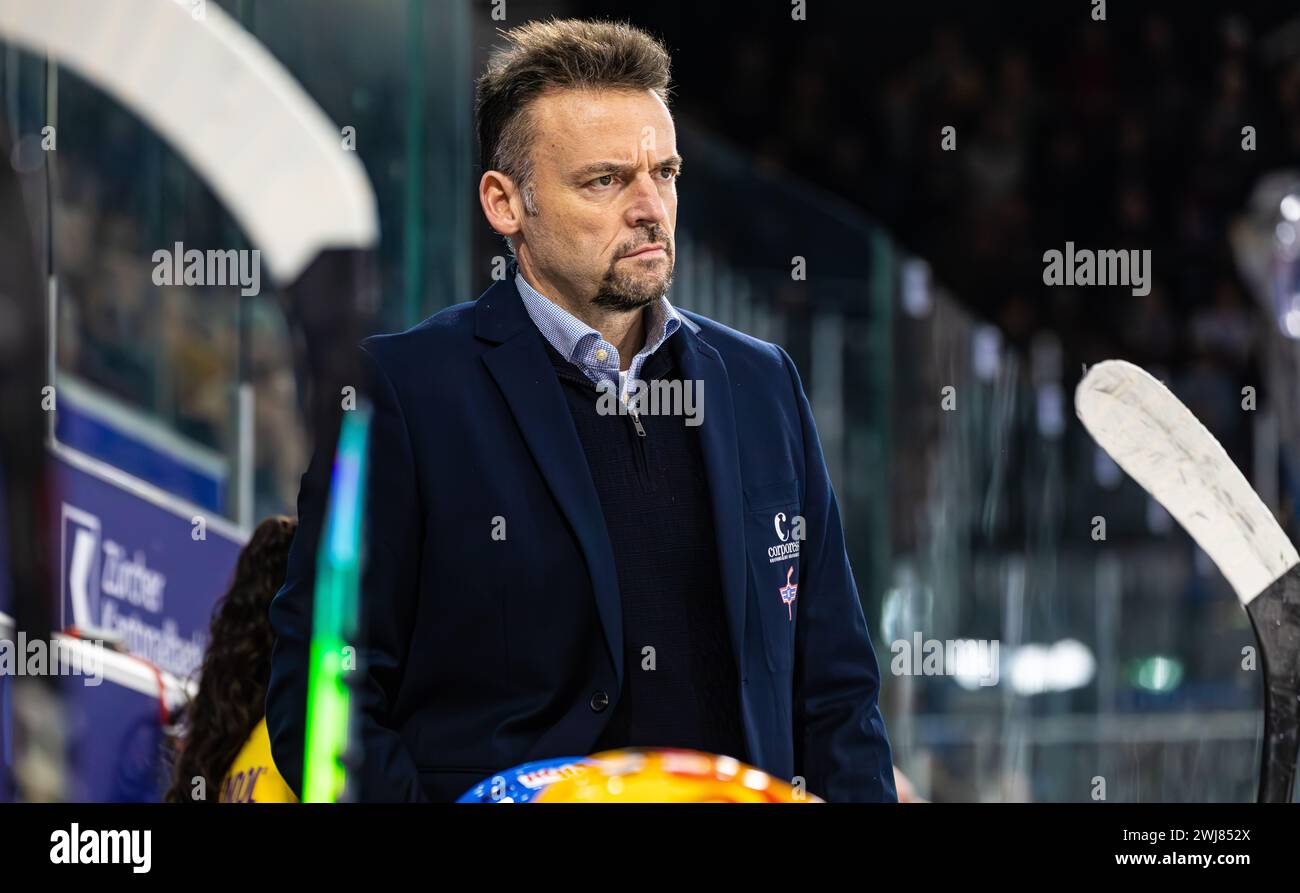 EHC Kloten - HC Fribourg-Gotteron, Stimo Arena, National League NL, stagione regolare: Stephan Mair, Headcoach EHC Kloten. (Kloten, Schweiz, 03.02.2024) Foto Stock