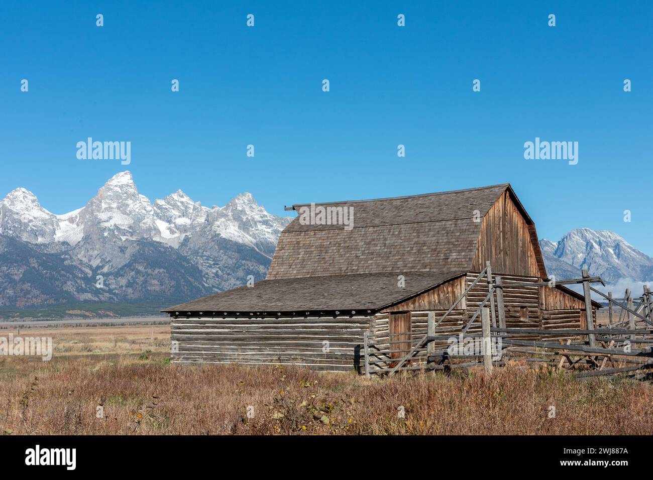 Vecchio fienile lungo Mormon Row nel Grand Tetons National Park Foto Stock