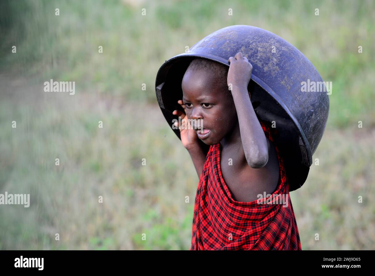 Ritratto di un ragazzo Maasai carino. Foto Stock