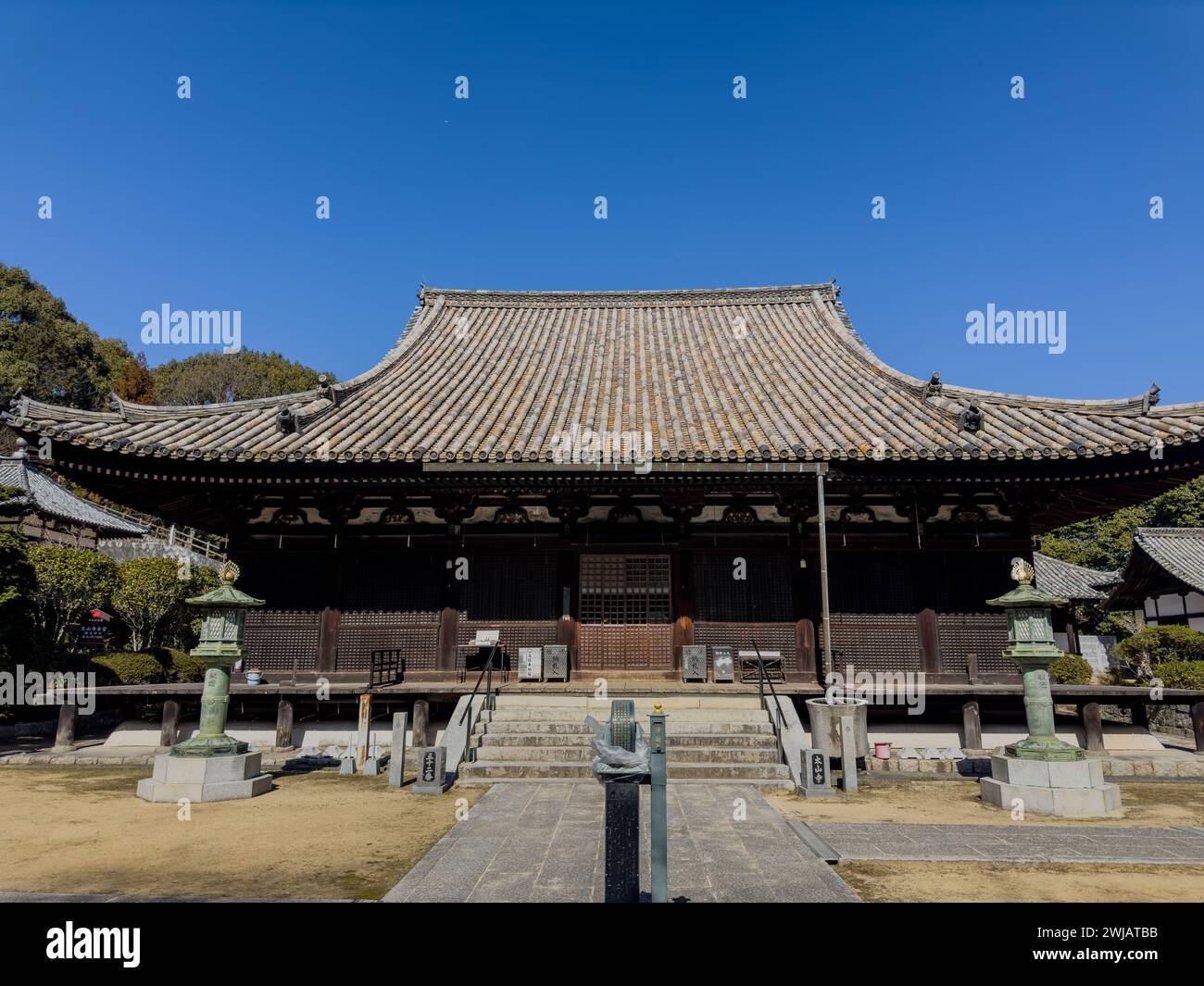 La splendida vista del Tempio Taisanji a Matsuyama, prefettura di Ehime, Giappone Foto Stock
