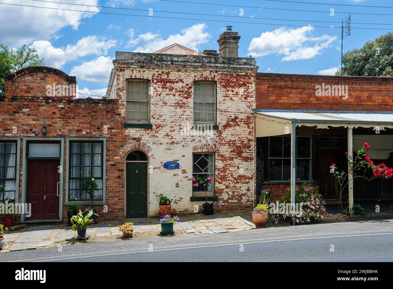 Manchester House - un cottage vittoriano risalente al 1860 nell'ex città mineraria dell'oro di Chewton, vicino a Castlemaine, Victoria, Australia Foto Stock
