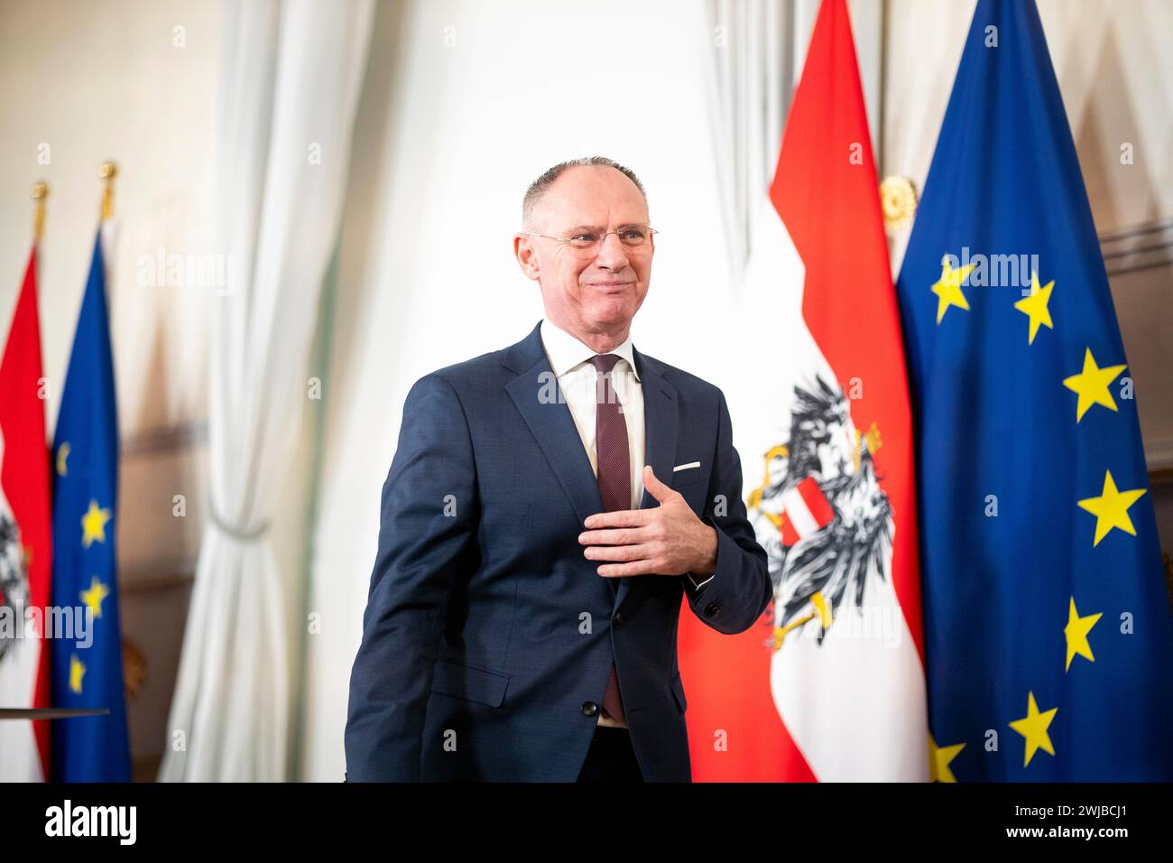 Vienna, Vienna, Austria. 14 febbraio 2024. Foyer stampa dopo il Consiglio dei ministri del governo federale austriaco. L'immagine mostra il ministro dell'interno Gerhard Karner (immagine di credito: © Andreas Stroh/ZUMA Press Wire) SOLO PER USO EDITORIALE! Non per USO commerciale! Foto Stock