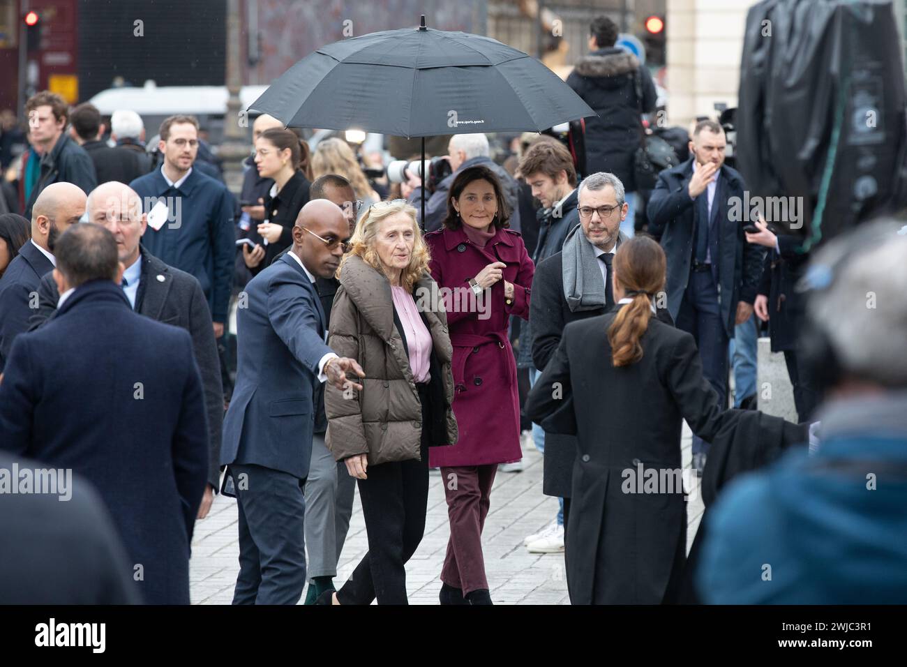 Parigi, Francia, mercoledì 14 febbraio 2024, Nicole Belloubet (ministro dell'istruzione), Amélie Oudea-Castera (ministro dello sport), Credit Francois Loock / Alamy Live News Foto Stock