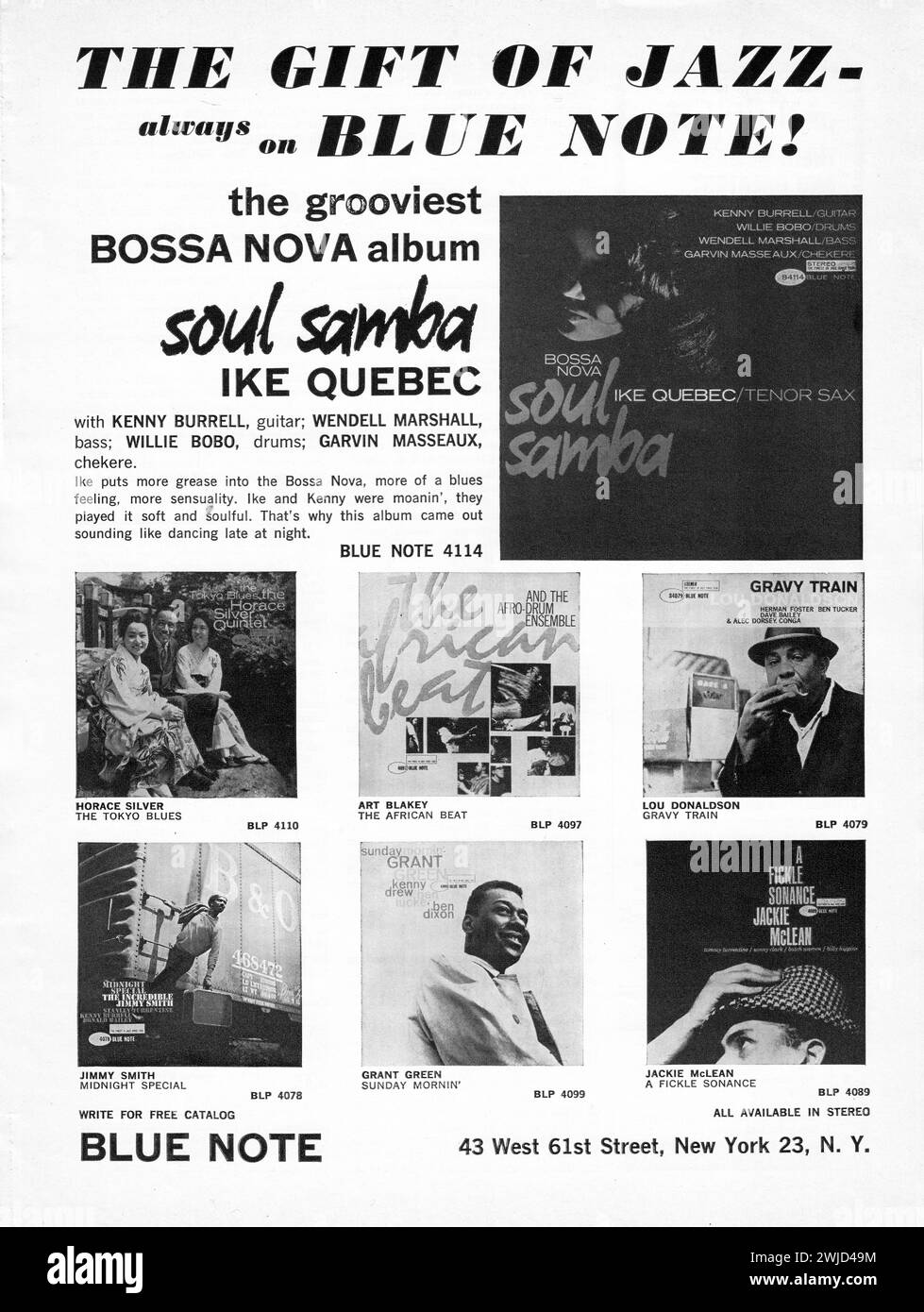 Un annuncio a pagina intera di una rivista dei primi anni '1960 per l'etichetta Blue Note Jazz. Mostra l'arte LP per molti dei loro artisti famosi, tra cui Ike Quebec, Horace Silver e Art Blakey. Foto Stock