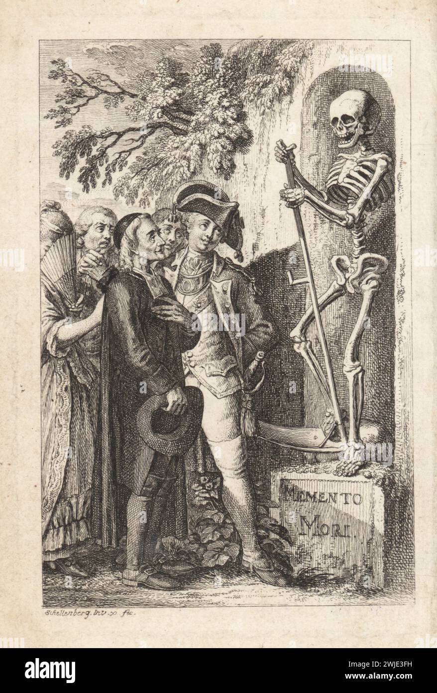 Uomini e donne guardano una statua del Grim Reaper, uno scheletro con falce, etichettato Memento Mori, XVIII secolo. Le figure includono un soldato in uniforme, un prete con cappello, una gentildonna con ventilatore, ecc. Incisione su lastra di rame disegnata e incisa da Johann Rudolf Schellenberg di Freund Heins Erscheinungen di Johan Karl Musaus in Holbeins Manier, (apparizioni di morte nella maniera di Holbein), Heinrich Steiner, Winterthur, 1785. Foto Stock